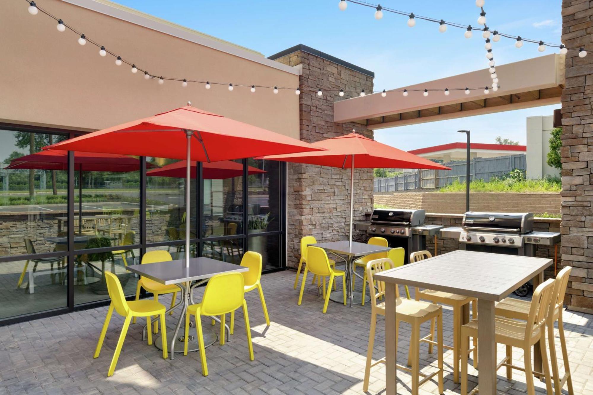 Hotel Home2 By Hilton New Brunswick, Nj 3*